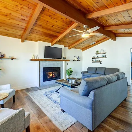 Dog-Friendly Oakhurst Home Walk To Downtown! Exterior photo