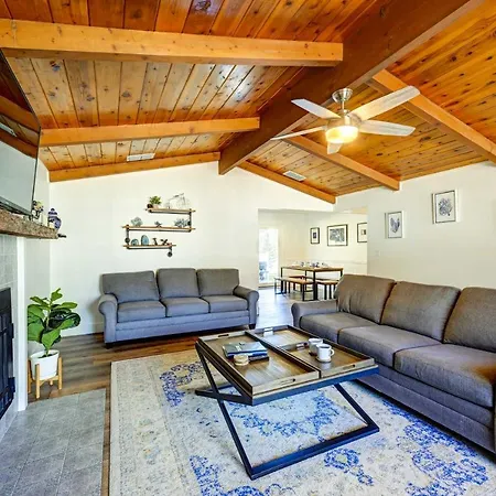 Dog-Friendly Oakhurst Home Walk To Downtown! Exterior photo