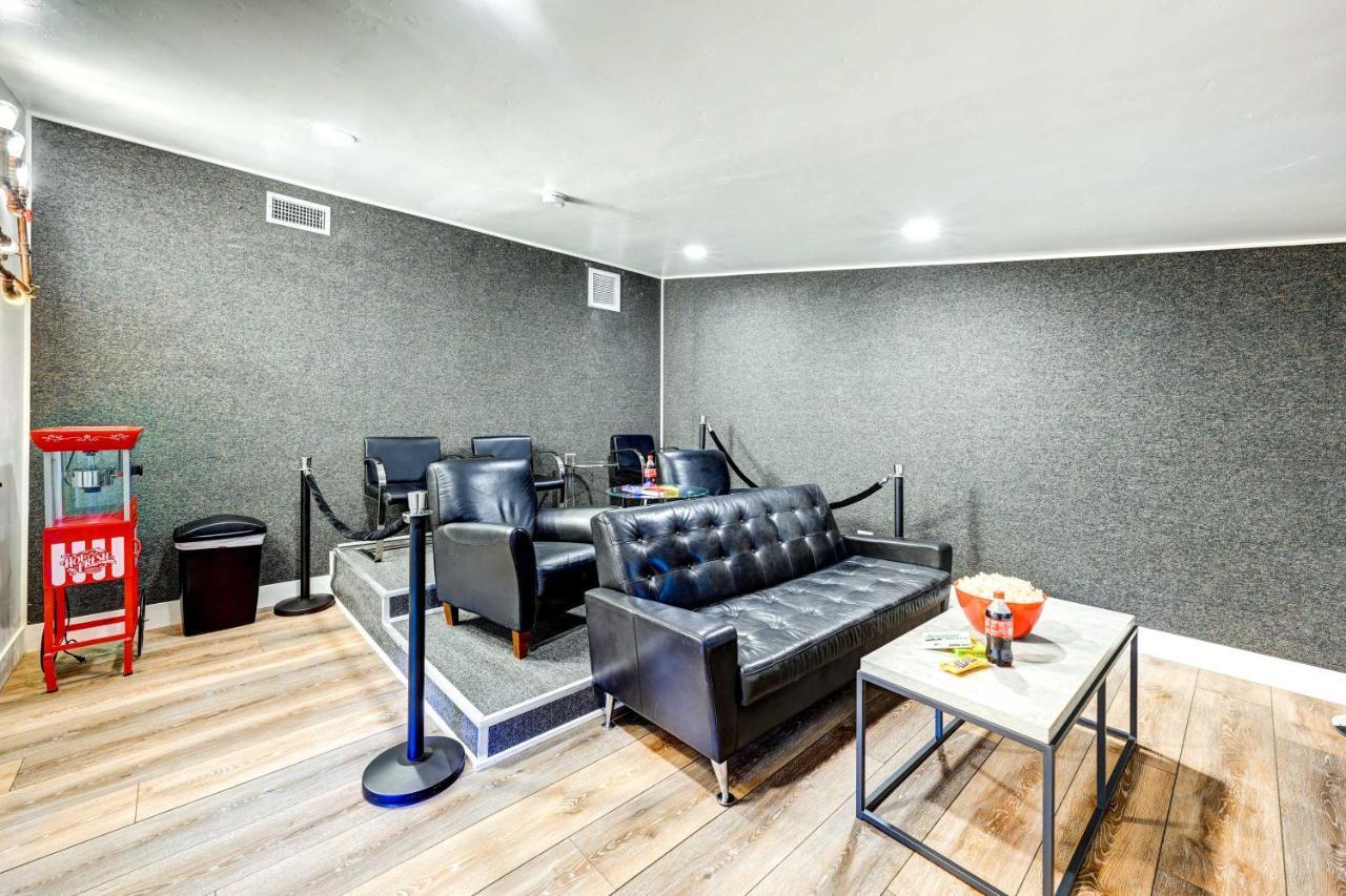 Holiday home Dog-friendly Walk To Downtown!