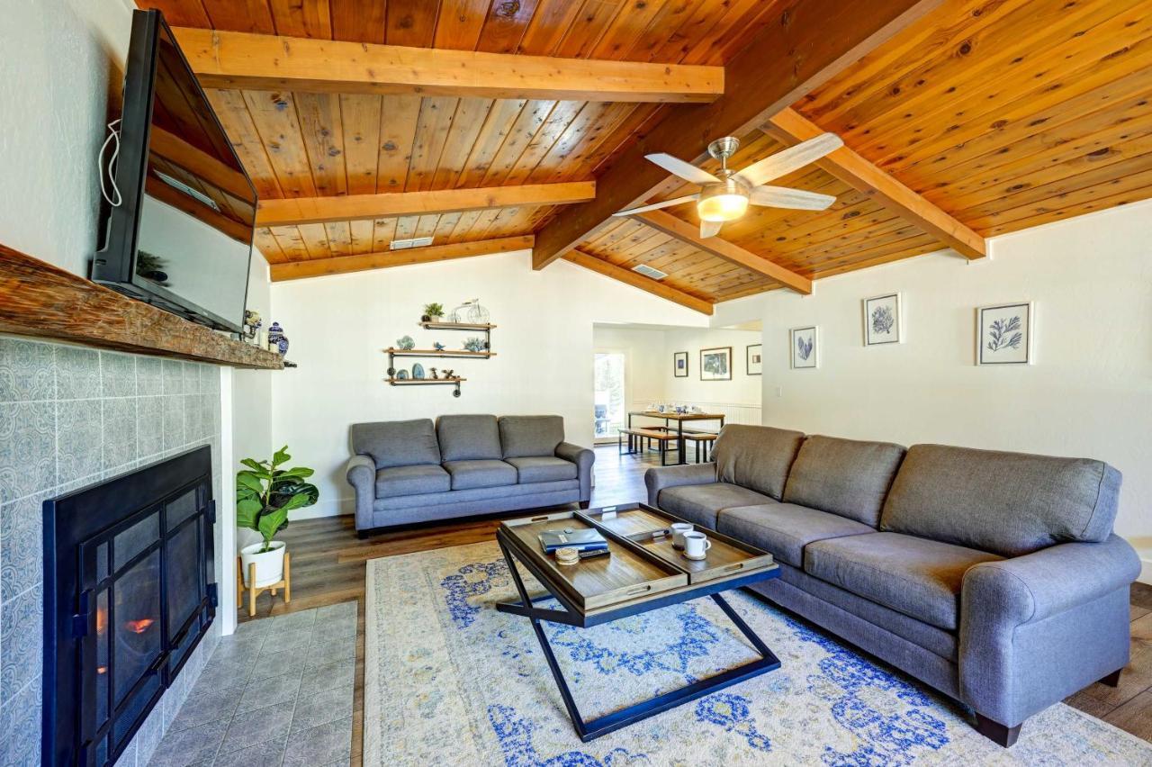 Holiday home Dog-friendly Walk To Downtown!