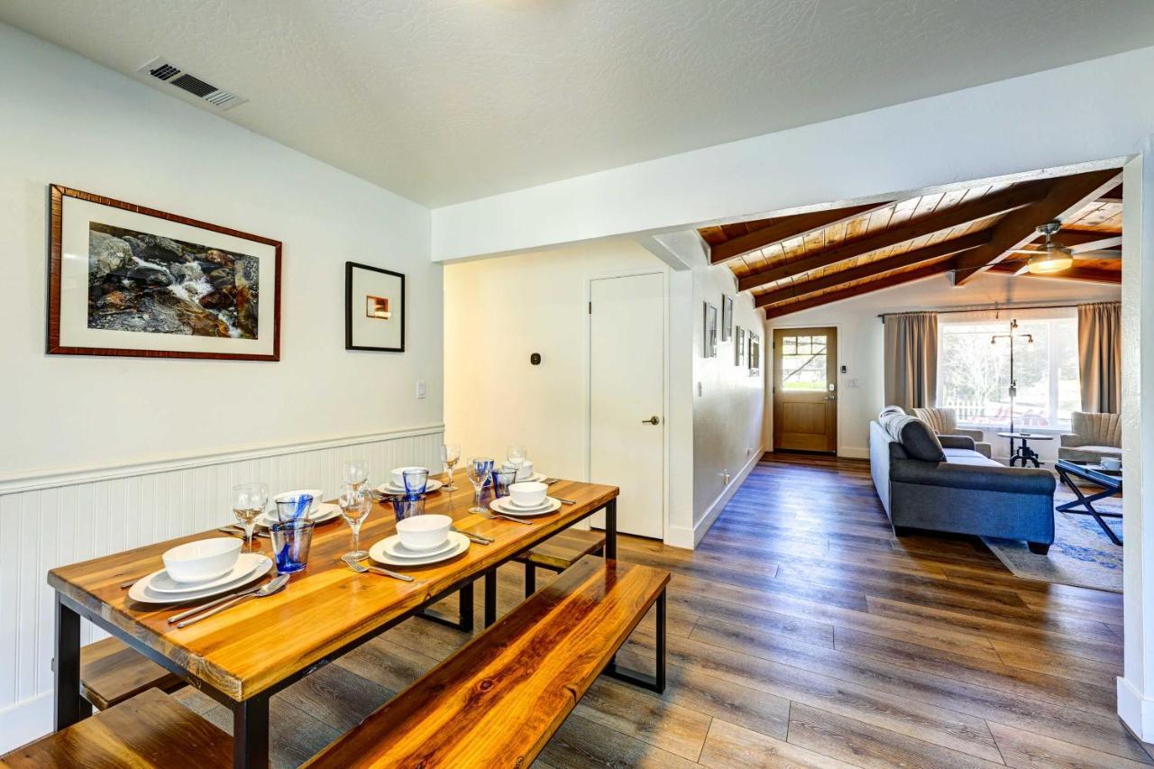 Holiday home Dog-friendly Walk To Downtown! *